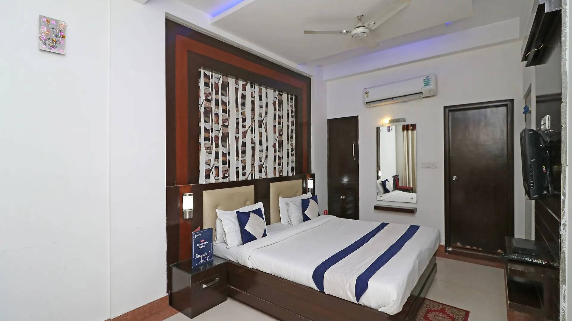 Oyo 9974 Hotel Taj Prince Agra  Agra (Uttar Pradesh)
