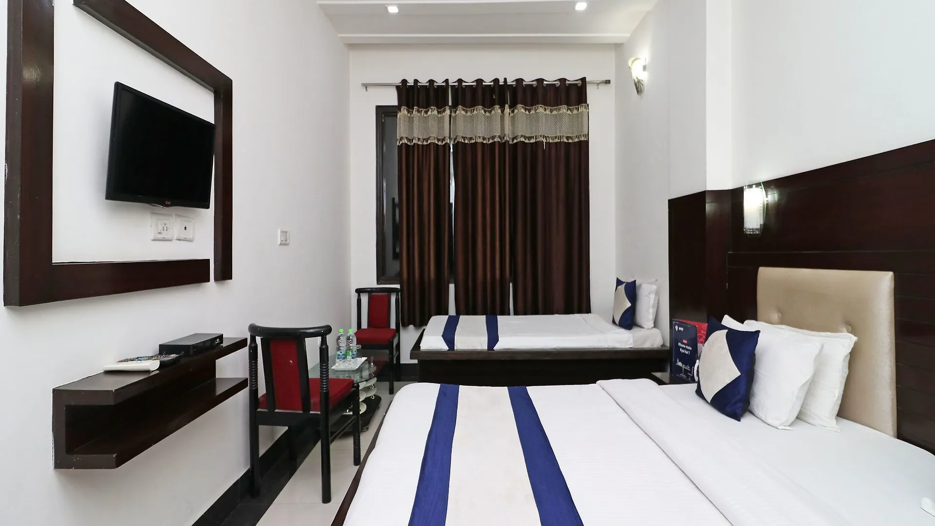 Oyo 9974 Hotel Taj Prince Агра 2*,  Индия